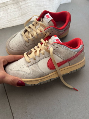 Nike Dunk Low '85 athletic shoes like new, multicolor