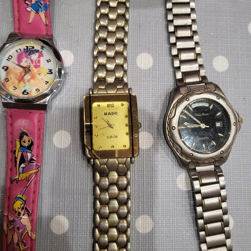 Lot of 25 used vintage watches for parts or repair