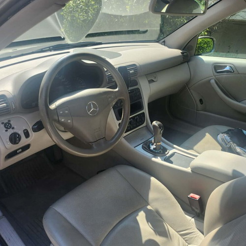 Mercedes-Benz C200 Kompressor Coupe used, 93,000km, silver
