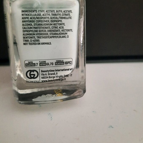 Calcium nail polish like new