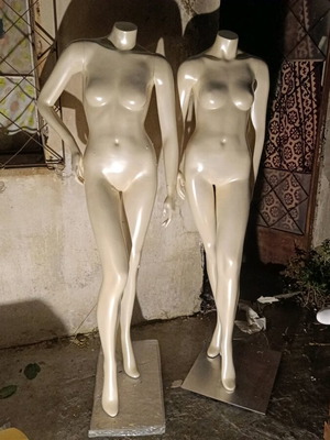 Κούκλα μανεκέν για βιτρίνα ή ραπτική, δύο κομμάτια