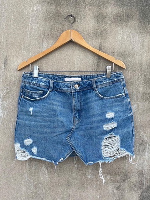 Jean skirt no L Zara