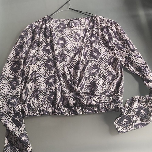 H&M Divided Crop Blouse Snake Print XL Like New