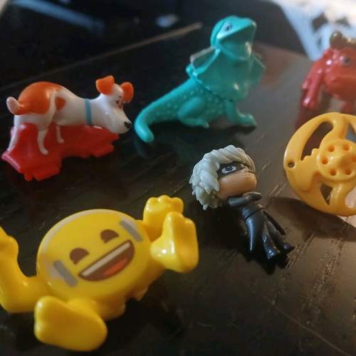 Kinder collectible figures like new, set of 7 pieces