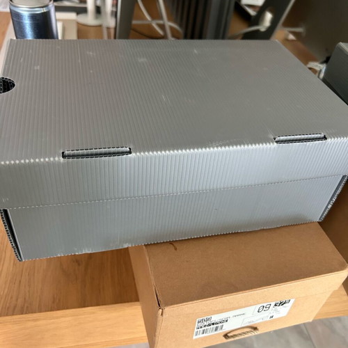 Prada shoe box used 22x33x13