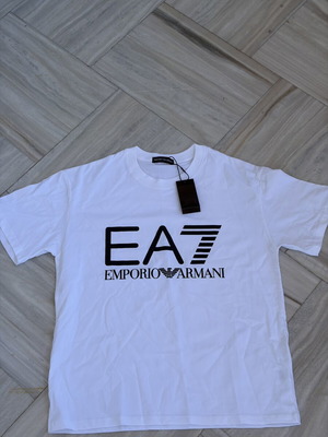 Emporio Armani EA7 T-shirt brand new, size M
