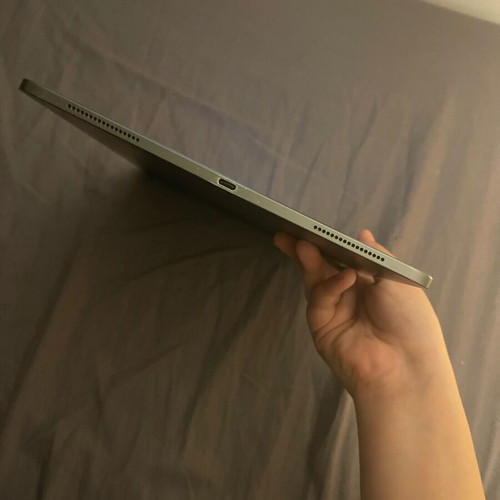 iPad Pro 3rd generation 12.9 inch 64GB Space Grey like new