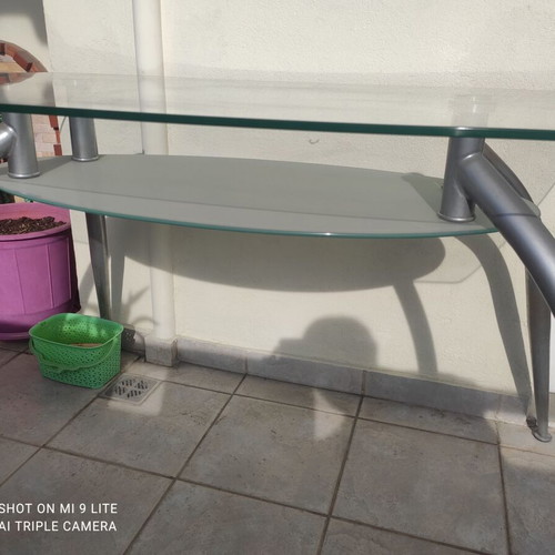 Dining set with 4 chairs used, glass top
