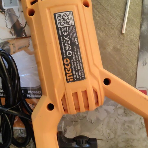 Ingco 750W RS8008 reciprocating saw like new with saw blades accessories