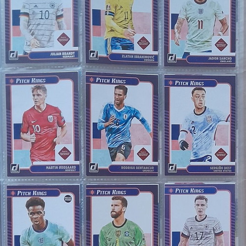 Donruss Soccer Road to Qatar 2021-2022 cards like new, 127 base and 44 inserts