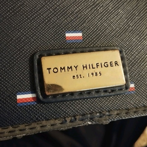 Πορτοφόλι Tommy Hilfiger μεταχειρισμένο, ναυτικό μπλε unisex