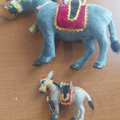 Table decorative donkeys like new