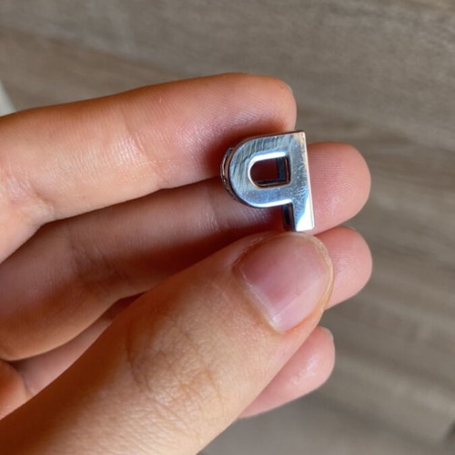 Decorative bead "P" like new, silver