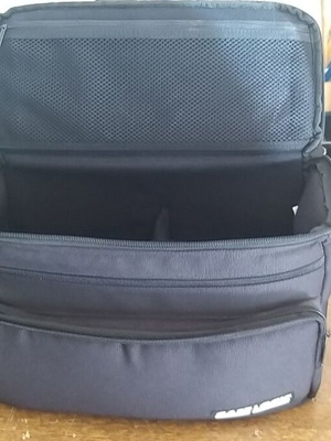 Caselogic Carrying Bag like new, adjustable interior, black
