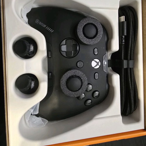 Scuf Valor Pro Wired Gaming Controller like new for Xbox and PC