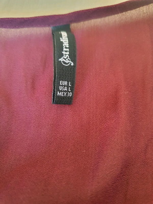 Shirt-style blouse with elastic hem like new, size L