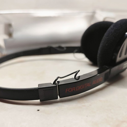 Philips SBC 3171 Vintage Electrodynamic Stereo Headphones new in box