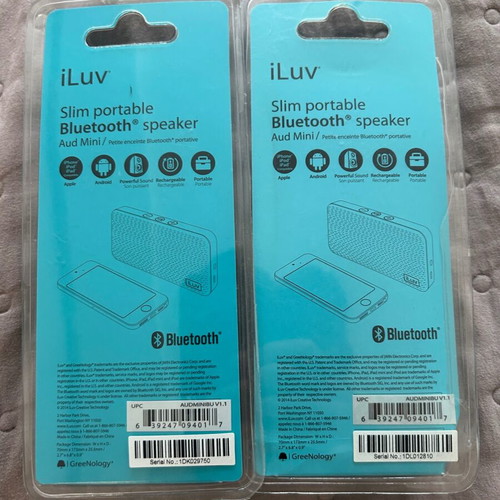iLuv Bluetooth speakers like new, set of two