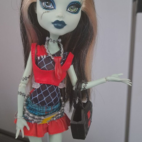 Monster High I Heart Fashion Frankie Stein doll