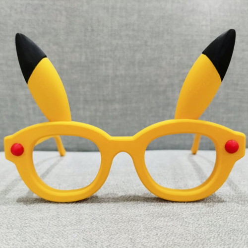 Pikatchu glasses like new, toy