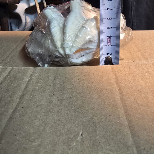 Large Lambis Chiragra Seashell like new, collectible decoration