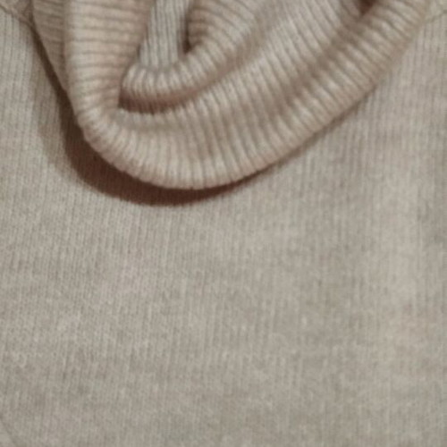 Wool sweater pink pale one size new, warm and comfortable