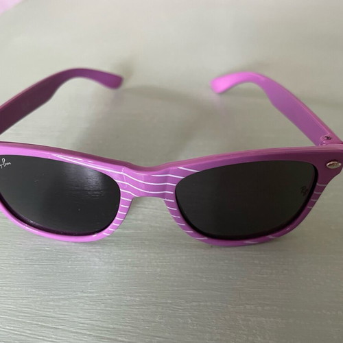 Ray Ban kids sunglasses used, purple