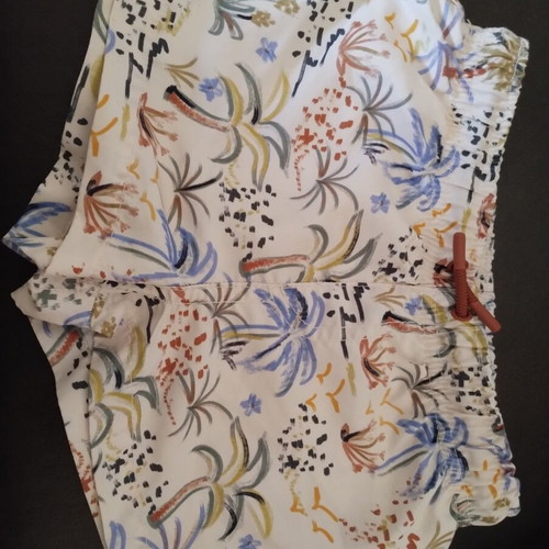 Zara swim shorts like new, size 4-5 years, beige