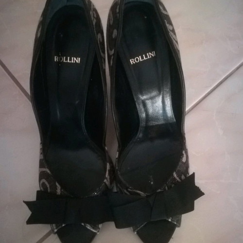 Rollini Baroque Brown Stiletto Pumps Used with Bow