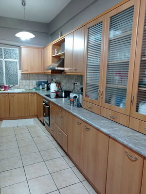 Διαμέρισμα 86 τ.μ. 2ου ορόφου στο Γαλάτσι Καραγιαννέικα ανακαινισμένο με κλειστό parking