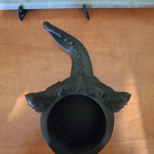 Fury Toothless figure planter new
