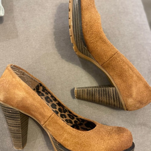 MTNG suede pumps used, size 39, yellow with rubber sole