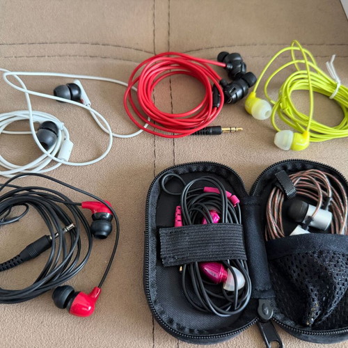 Set of 15 different new earphones