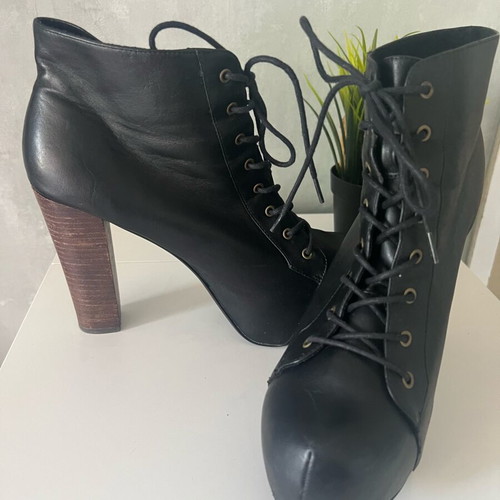 Black Lolita Style High Heel Boots like new, size 41