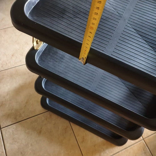 Shoe rack with 5 large shelves