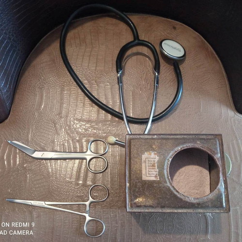 Vintage medical lot used with Microlife stethoscope, 2 scissors and Bayer box