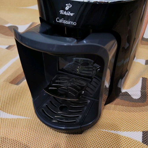 Tchibo Cafissimo Mini Midnight Black coffee maker like new