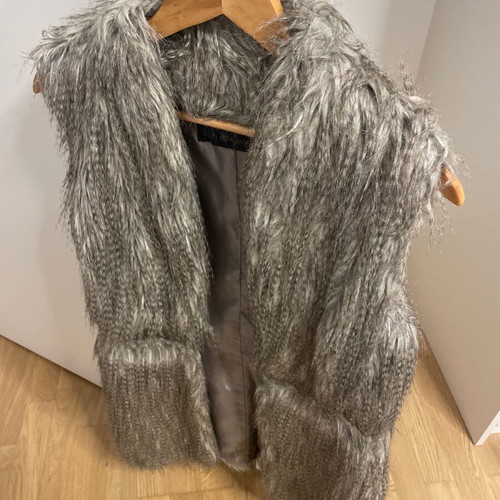 Fur vest blazer style Zara used, gray, size M