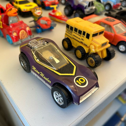 Old toy cars used, pack of 25, medium size