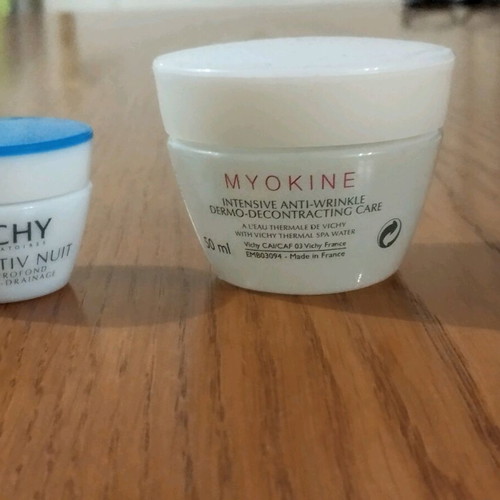 Vichy glass jars used, small and medium, from face creams