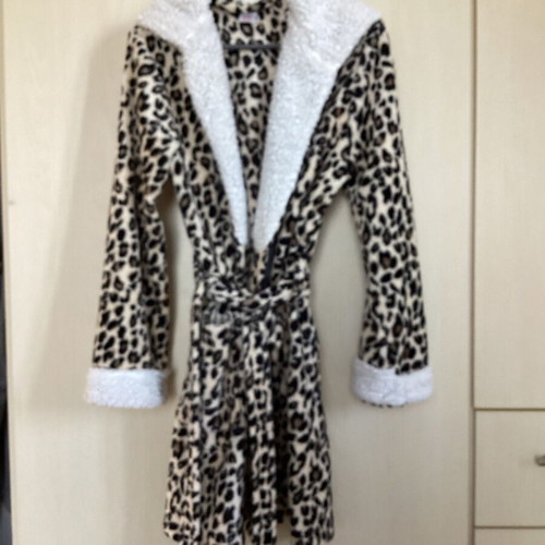 Leopard print fleece robe used, size small to medium