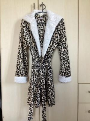 Leopard print fleece robe used, size small to medium