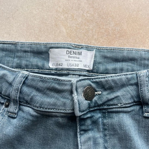 Bershka Skinny Jean like new, gray, size 42 EUR
