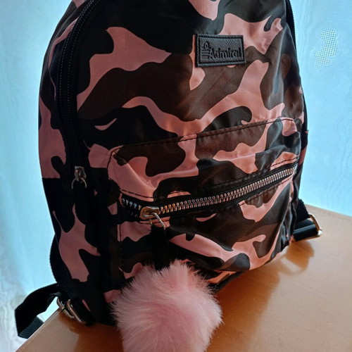 Admiral backpack like new, pink multicolor