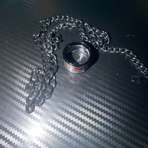 Chain set with 2 gloss black rings new