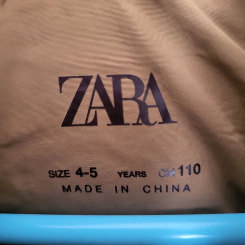 Zara jacket for 5-year-old boy, brown, thick