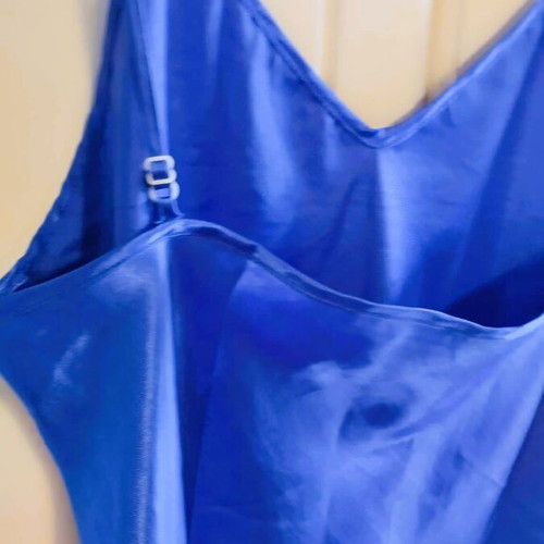 Satin nightdress in intense blue roua color L/XL like new