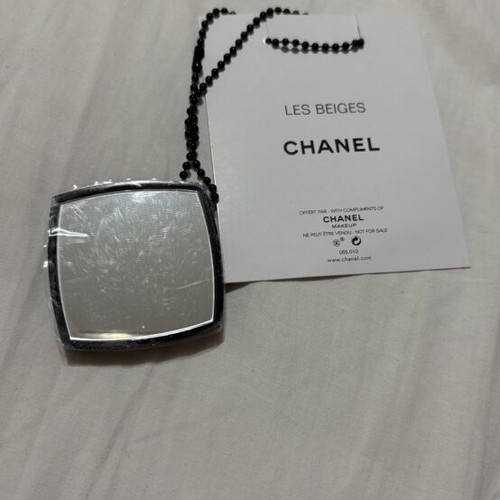 Chanel Les Beiges Mini Mirror new