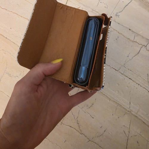 Iqos Iluma used with case