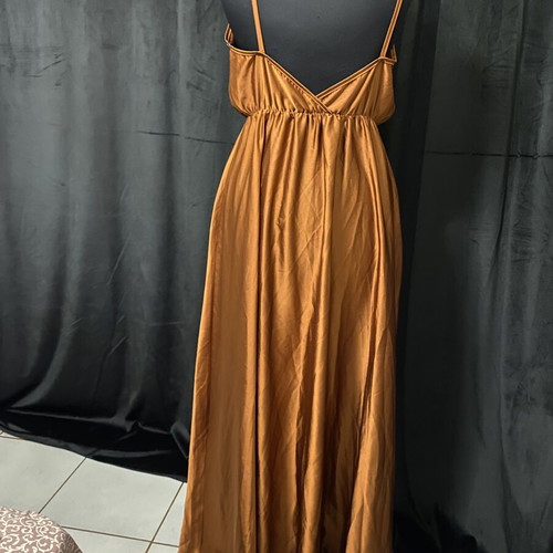 Satin dress bronze color new, size M/L
